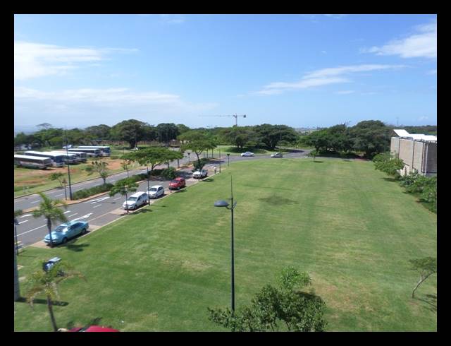 2 BEDROOM APARTMENT FOR SALE IN UMHLANGA RIDGE